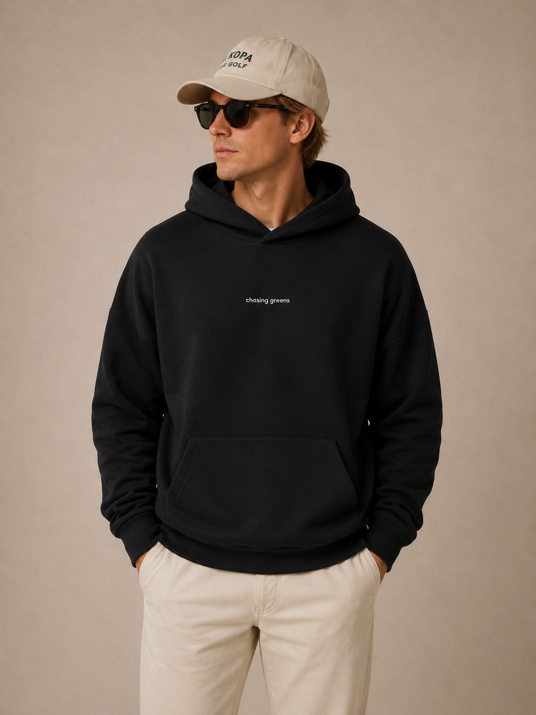Chasing greens white embroidery - Oversized Hoodie